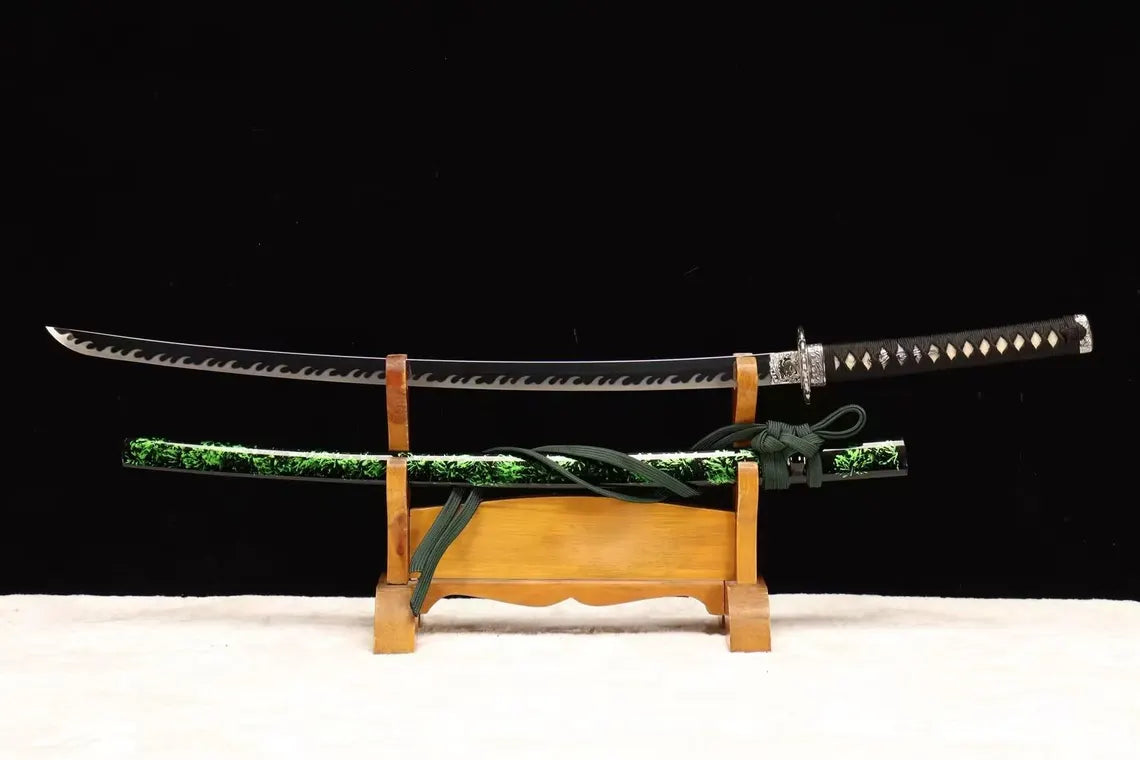 Green Sheath Samurai Katana, Handcrafted Collectible Sword with Ornate Silver Tsuba, Decorative Japanese Style Blade for Display