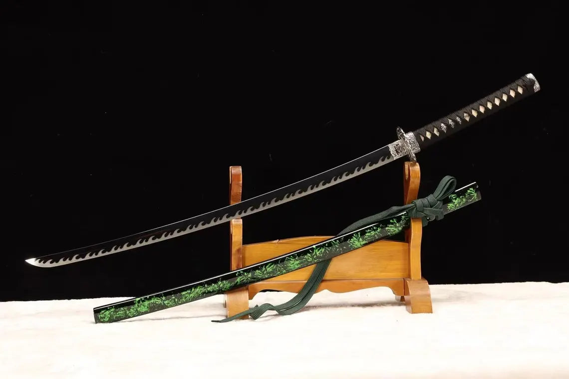 Green Sheath Samurai Katana, Handcrafted Collectible Sword with Ornate Silver Tsuba, Decorative Japanese Style Blade for Display