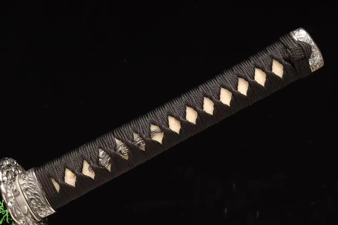 Green Sheath Samurai Katana, Handcrafted Collectible Sword with Ornate Silver Tsuba, Decorative Japanese Style Blade for Display